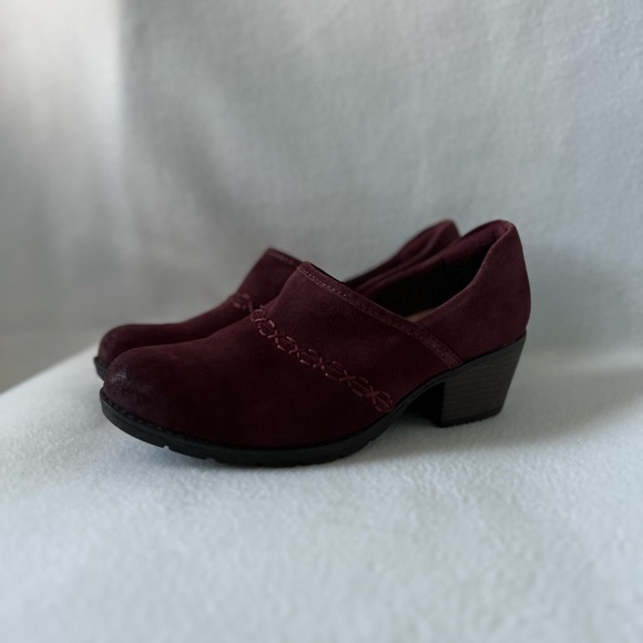 Earth Origins Size 7 Raisin/Plum/Burgundy Suede Shoes. - Picture 8 of 14